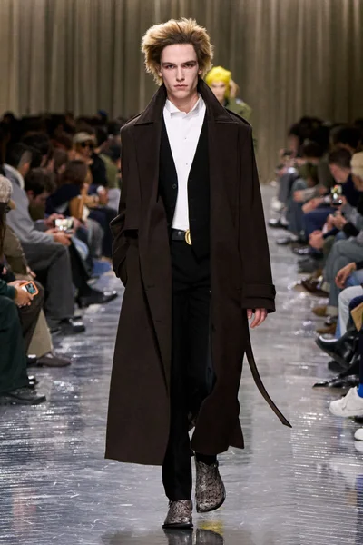 Look 55